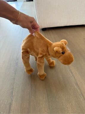 Vintage TY Camel Stuffed Animal - Humphrey